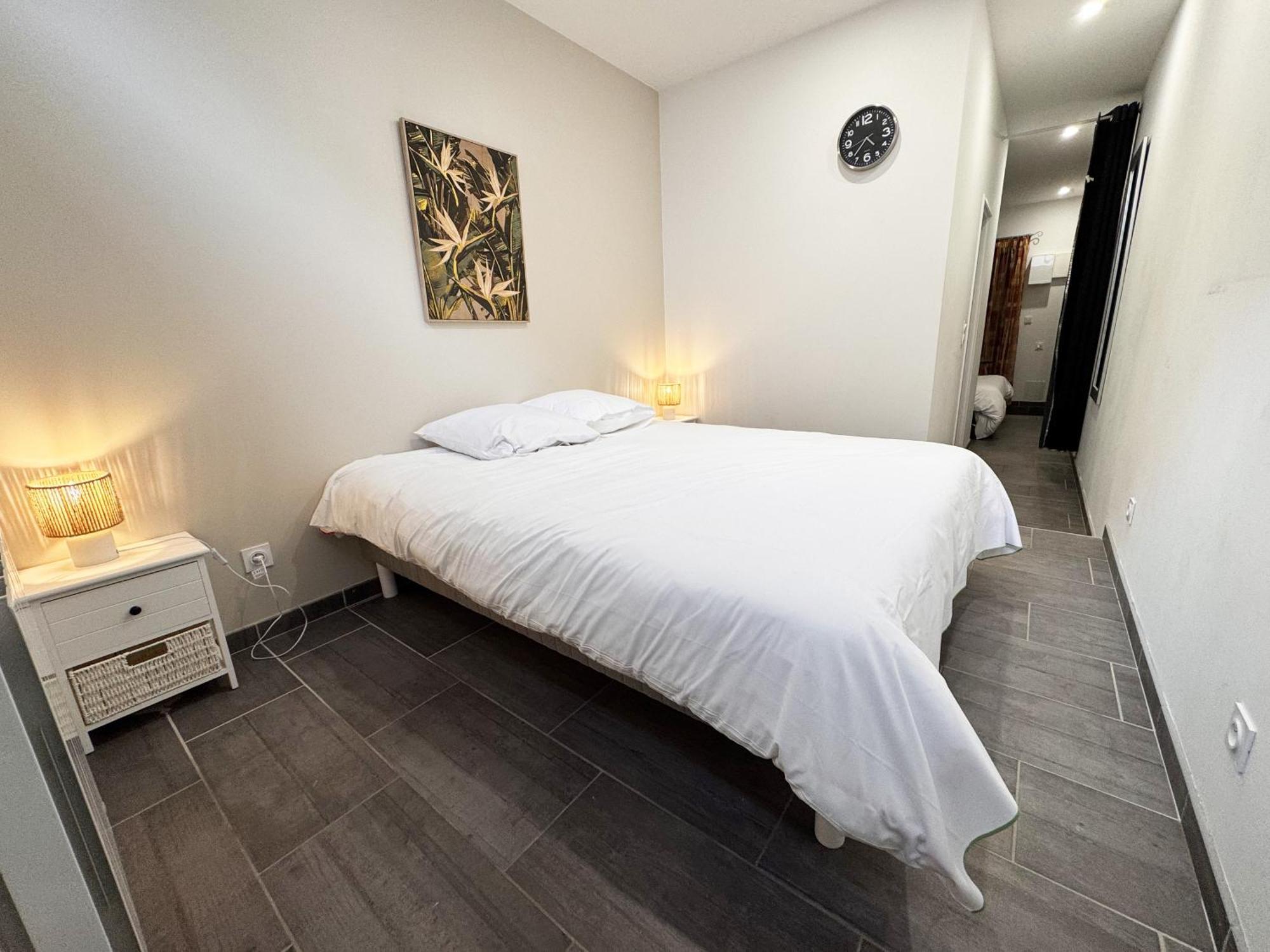 Loft Terrasse Avec Spa Proche Centre Historique Montluçon Zewnętrze zdjęcie